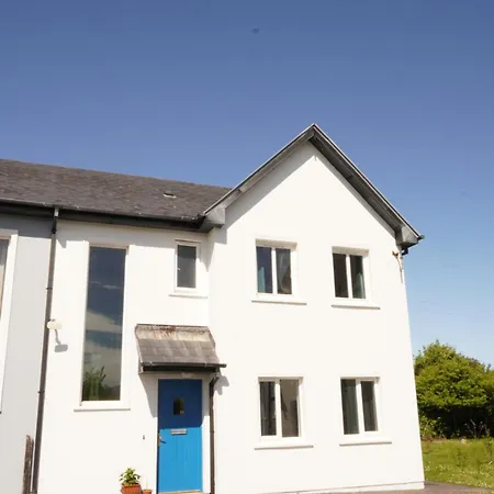 Family In Knightstown, Valentia 'new Letting' *